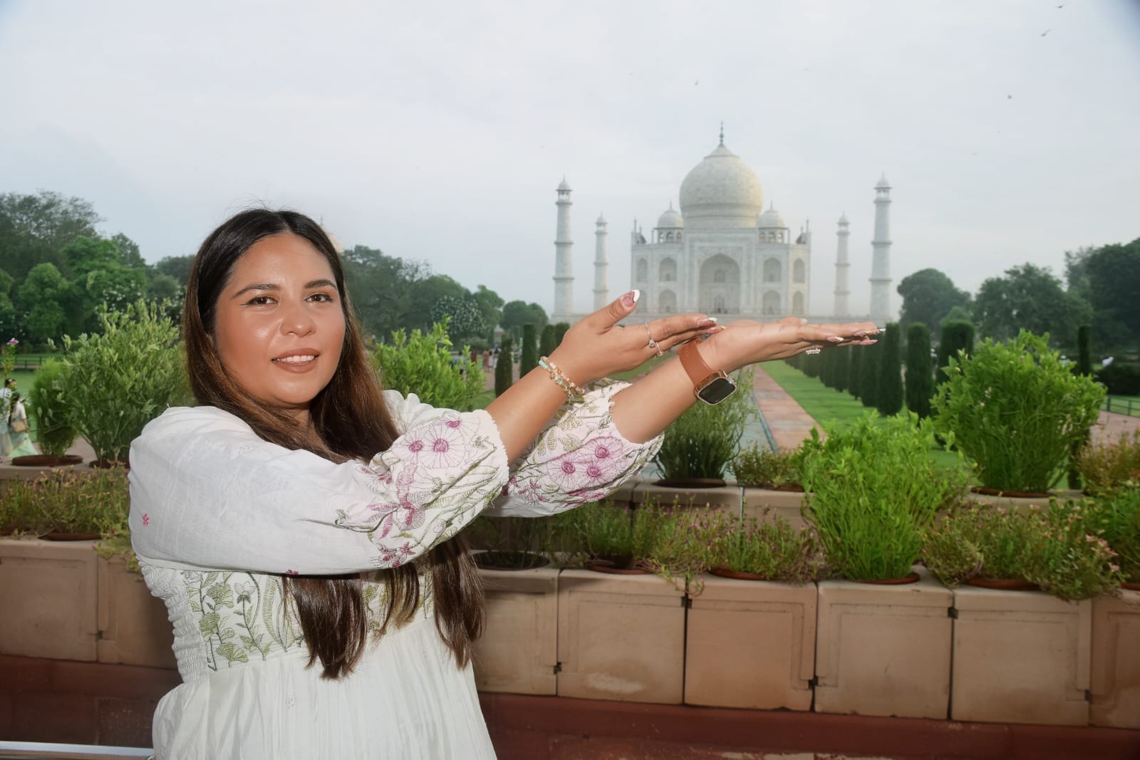 Taj Mahal Tour from Delhi with Tickets